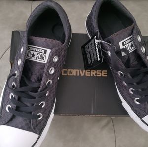 🖤 Converse Chuck Taylor All-Star Women's Shoes 🖤